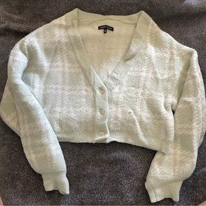 Light Green Button-Up Cropped Cardigan - Kendall & Kylie